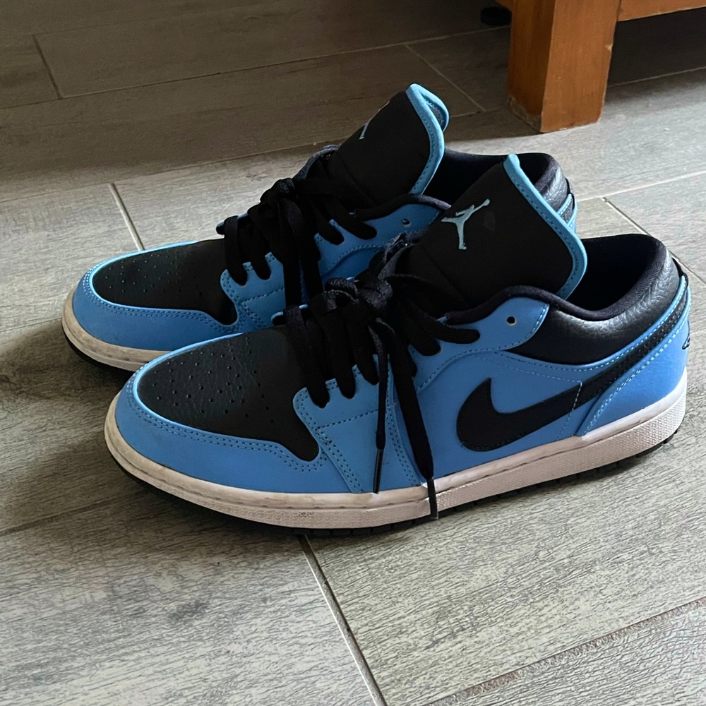 UNISEX!! Nike air Jordans Low SB